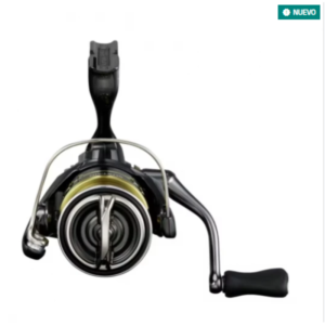 Vista general del carrete Shimano Sustain C5000XG para spinning en mar y pesca con señuelos.